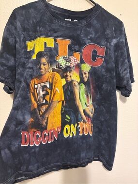 TLC 'Diggin' On You' Graphic Tee - Black Tie-Dye